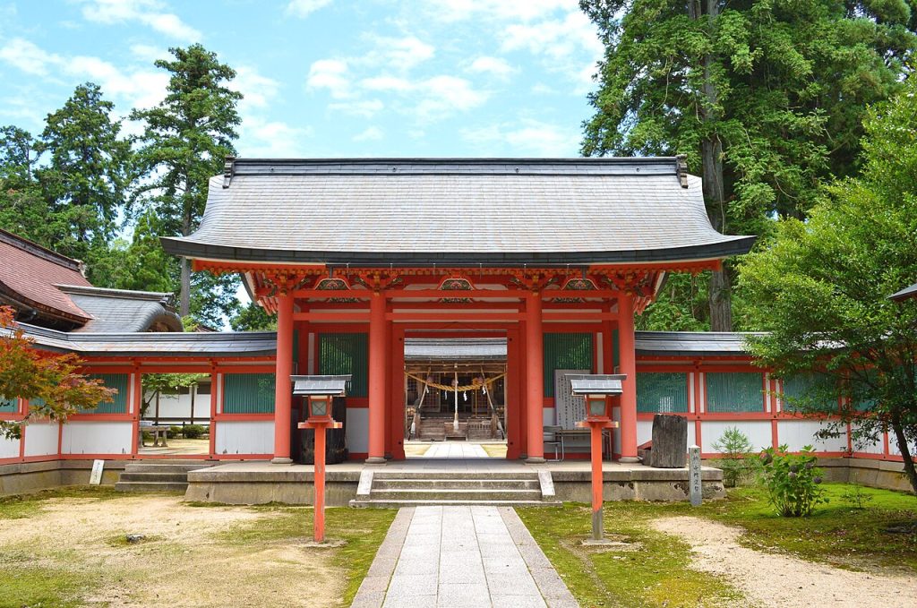 新羅王子の天日槍伝説の中心となる神社-1024x679